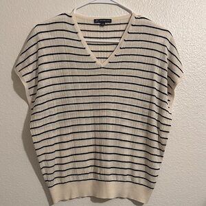 Adrianna Papell Cream and Black Striped  Size Small V-Neck Top